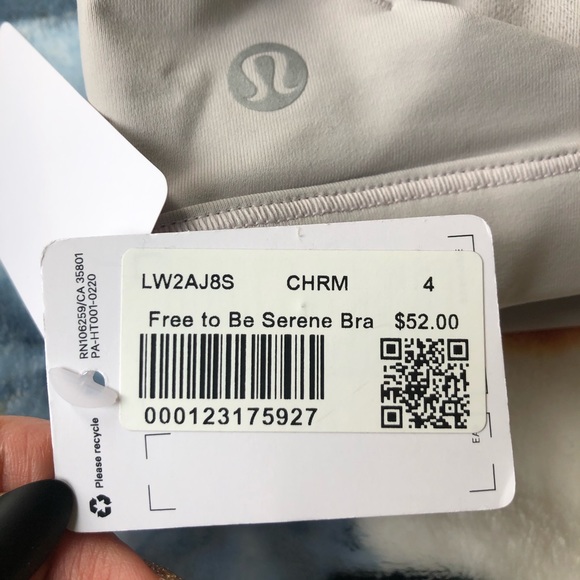 Lululemon free to be serene bra - Picture 6 of 8